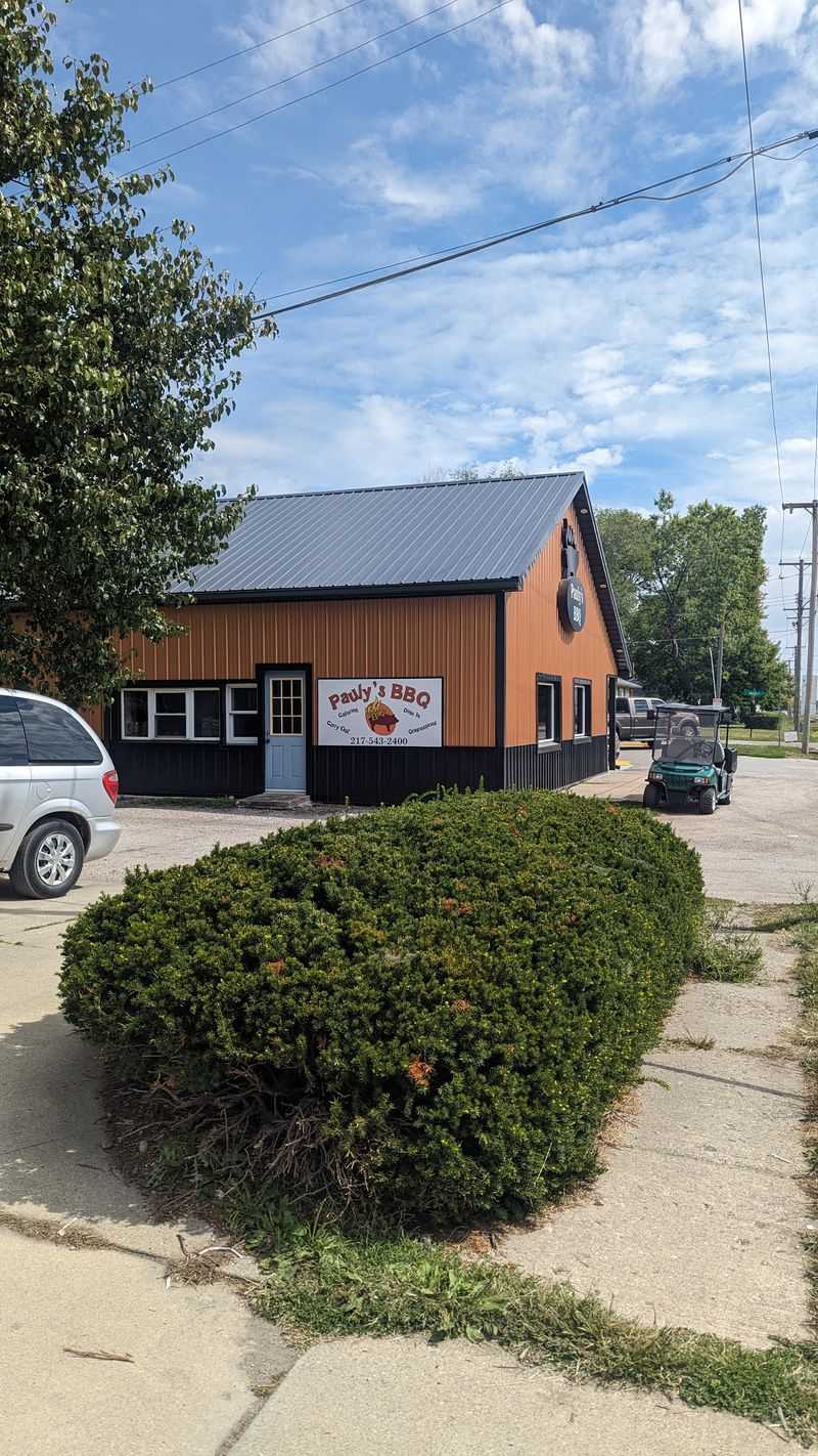 Pauly's BBQ – Arthur