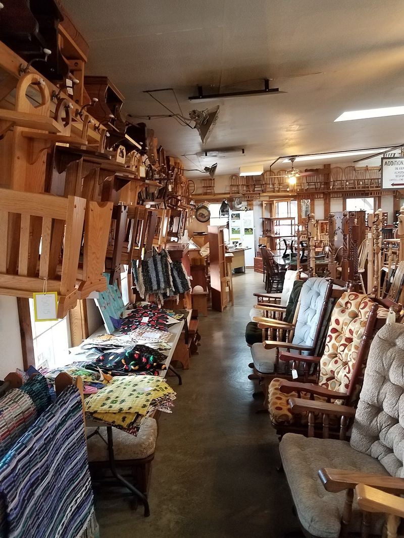Yoder's Bakery & Furniture, Seaman