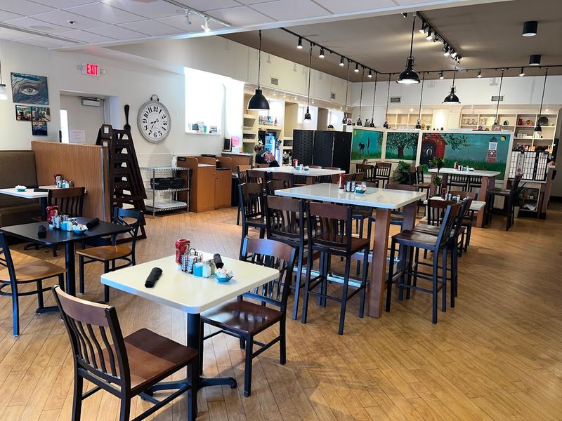 House of Bennys, Poland