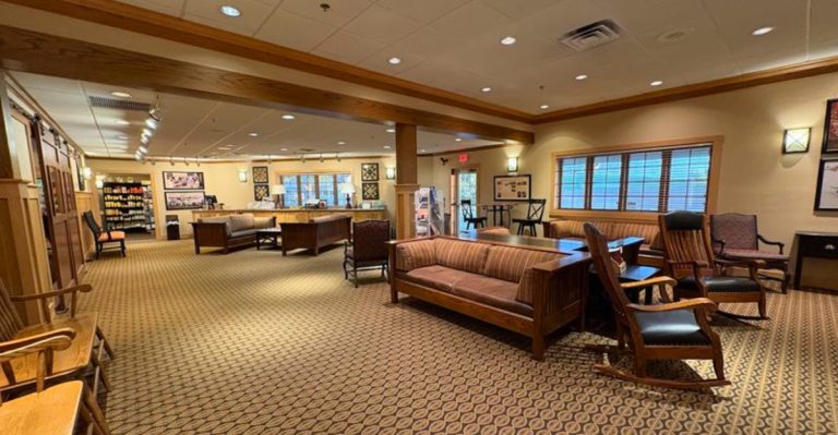 You Can Dine For Less Than $12 At This Amish Country Restaurant In Ohio