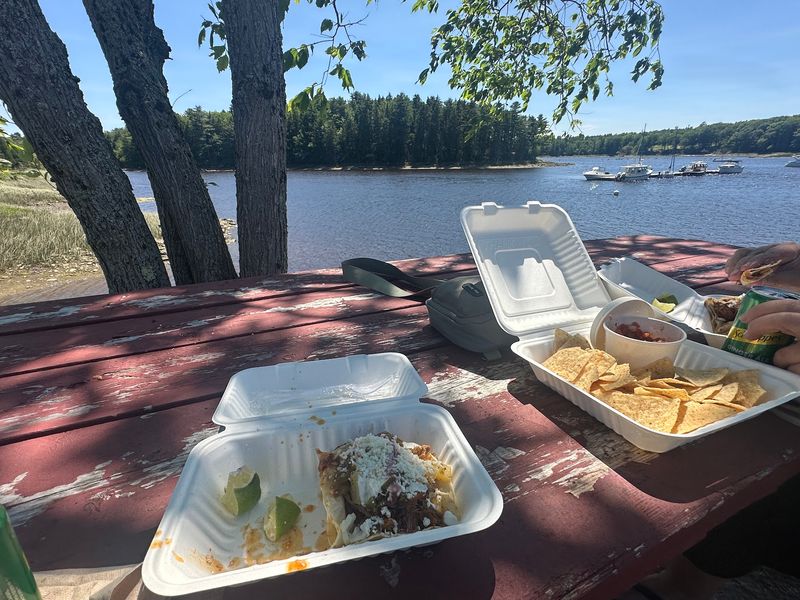 You Can Eat Tacos With A View Of A Historic Fort You Can Eat Tacos With A View Of A Historic Fort