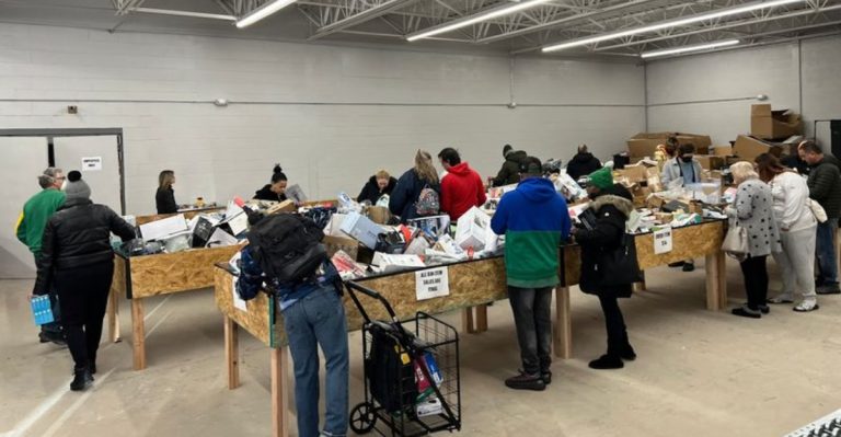 This Giant Pennsylvania Bin Store Makes It Easy To Fill A Cart For $30