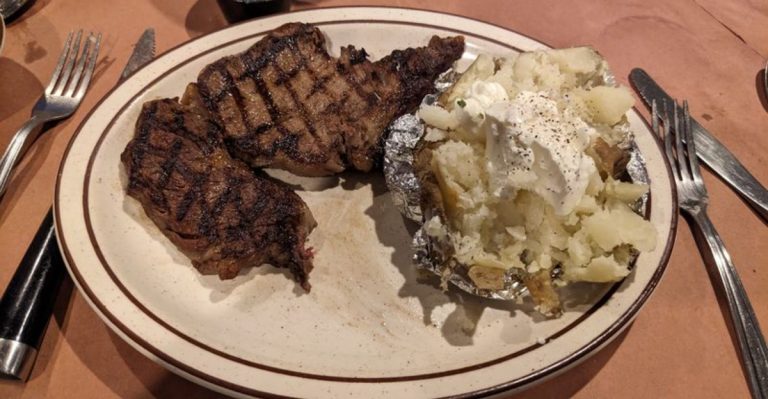 You Have To Try This Secluded New York Steakhouse For Perfect Steaks