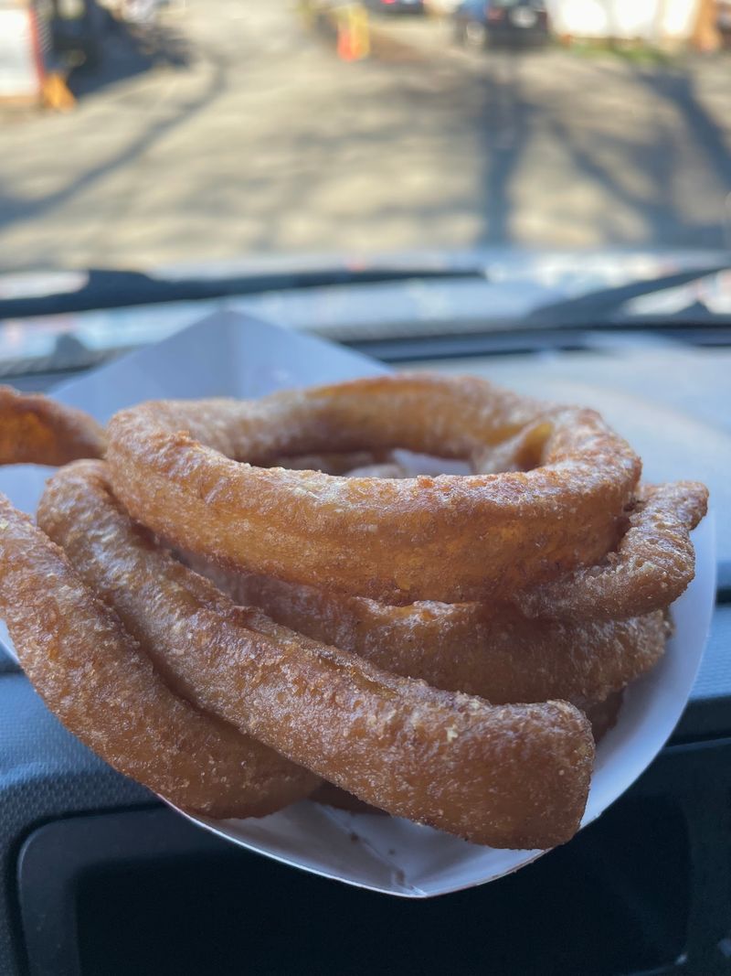 You Will Want Extra Fry Sauce For These Onion Rings