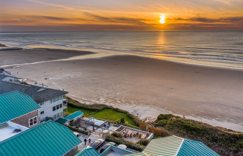 Your Private Ocean Panorama Awaits Every Morning Your Private Ocean Panorama Awaits Every Morning