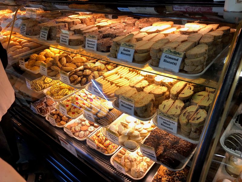Your Sweet Tooth Will Need A Strategy In This Pastry Case