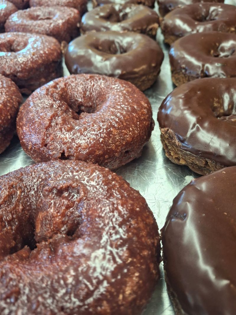 Yummy's Donut House, Lakewood