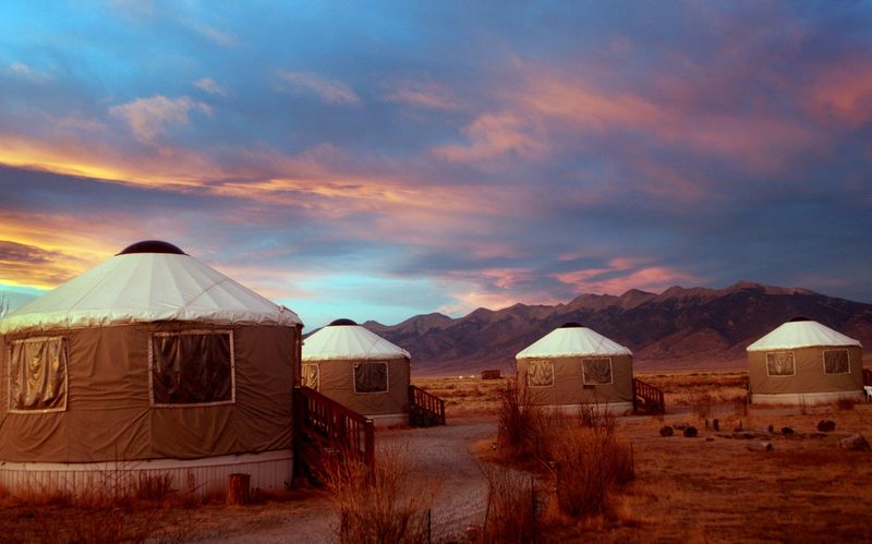 Meals That Come With The Stay And Actually Deliver