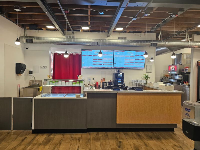 Zeke's Pizza And Coffee