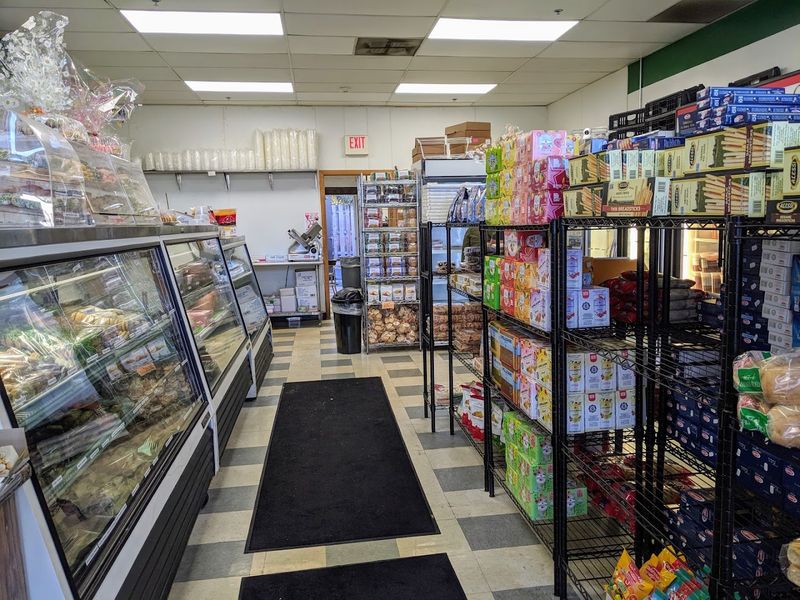 Zeppe's Italian Market (Naperville)