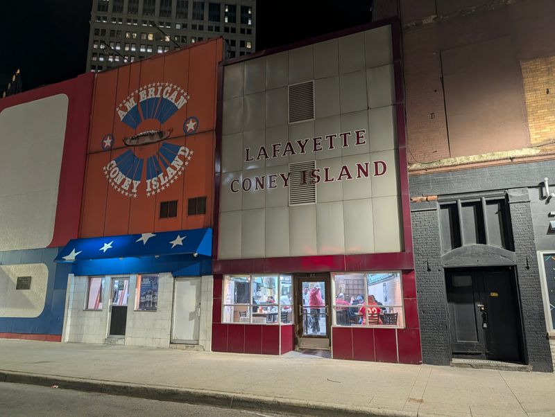 Lafayette Coney Island, Detroit