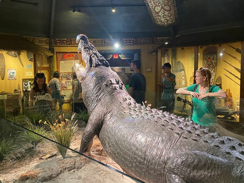 Live Shows And Feedings That Actually Teach You Something