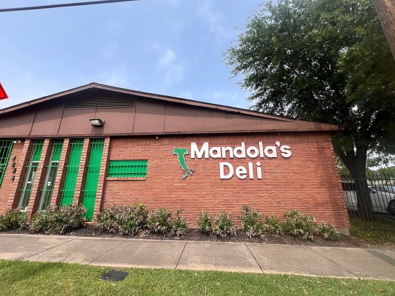 Mandola's Deli