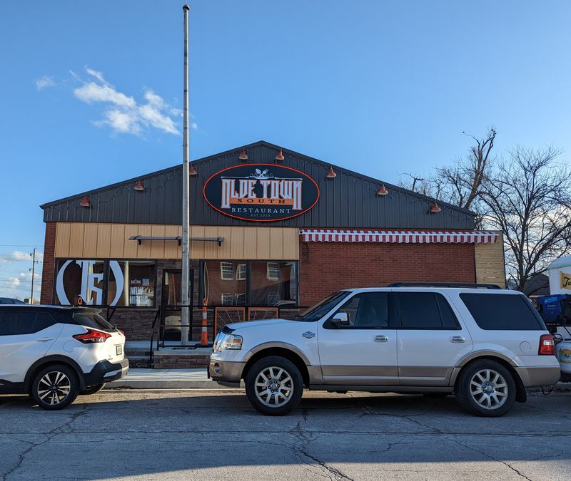 Olde Town South Restaurant – Knob Noster, Missouri