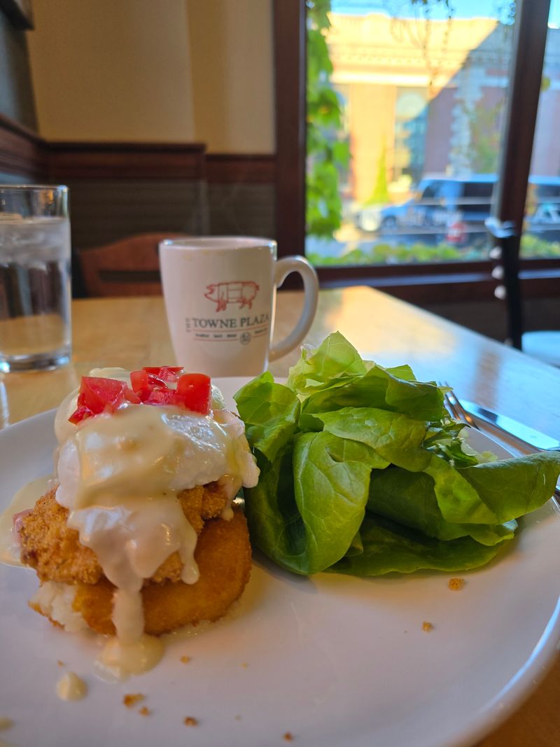 The Towne Plaza, Traverse City, Michigan