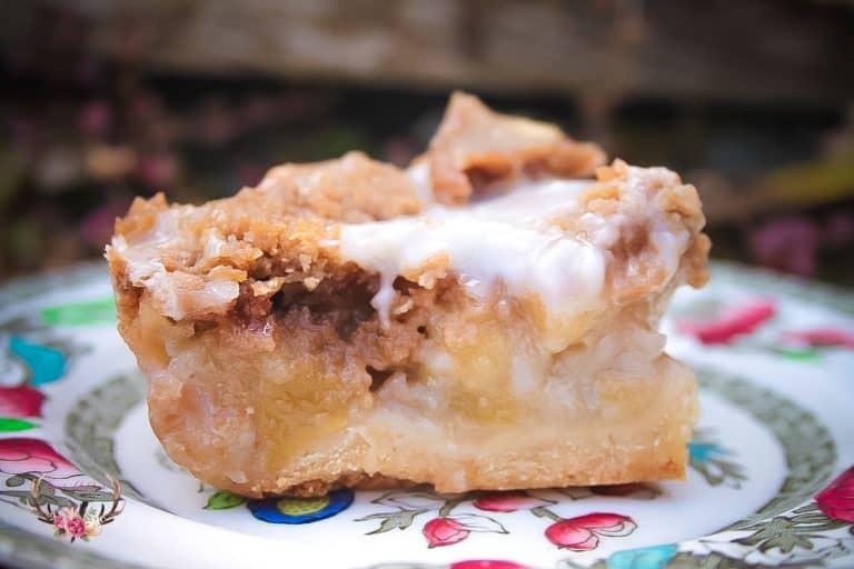 apple crisp cookie bar