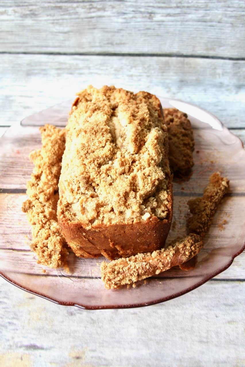 apple bread with crumb cinnamon topping