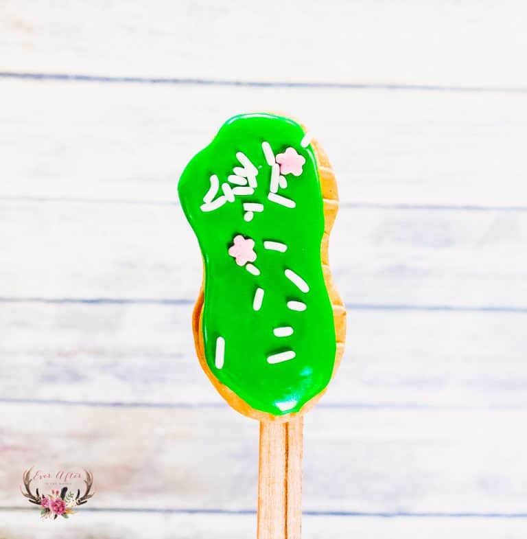 cactus cupcake topper from cookie