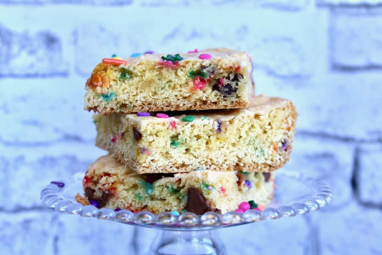 cake batter cookie bar | funfetti cookies