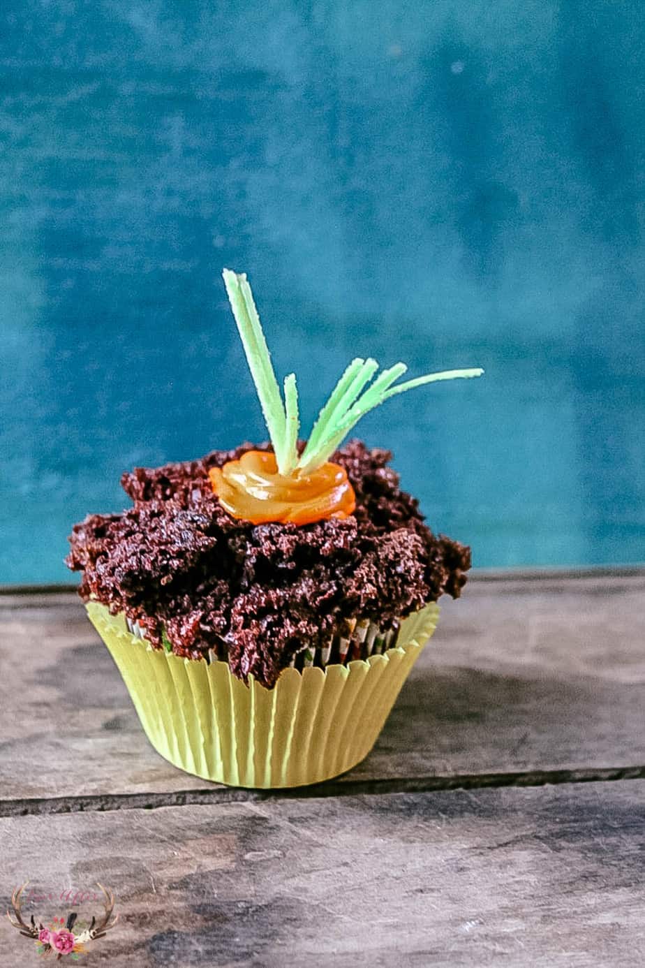 Dirt Cupcakes with Planted Carrot