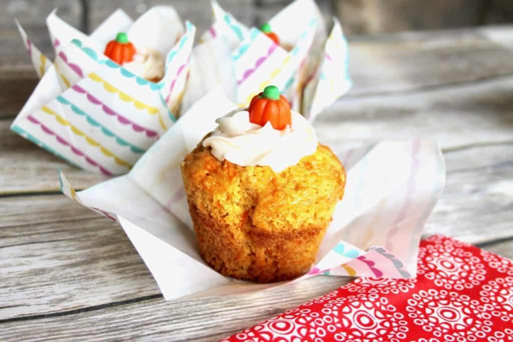 moist delicious carrot cake cupcakes