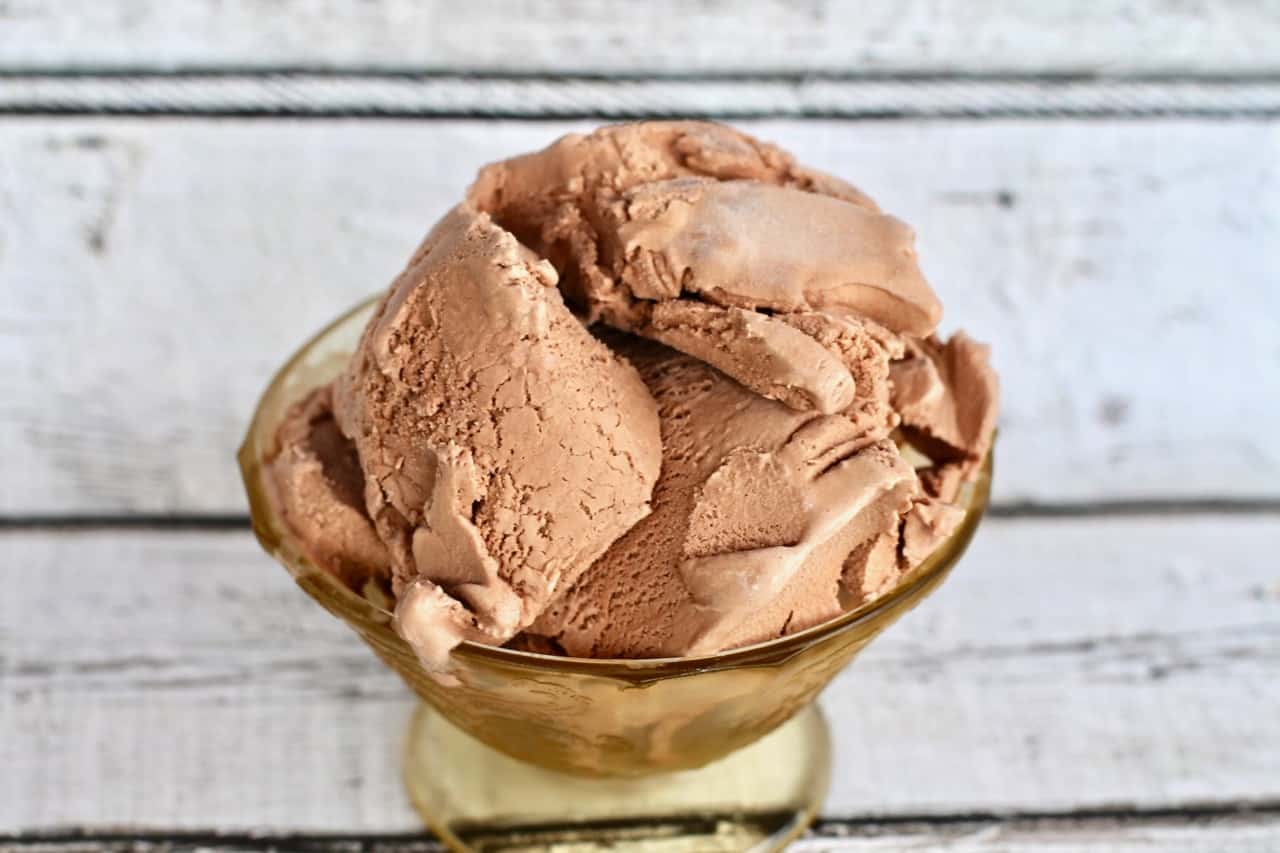 easy chocolate ice cream