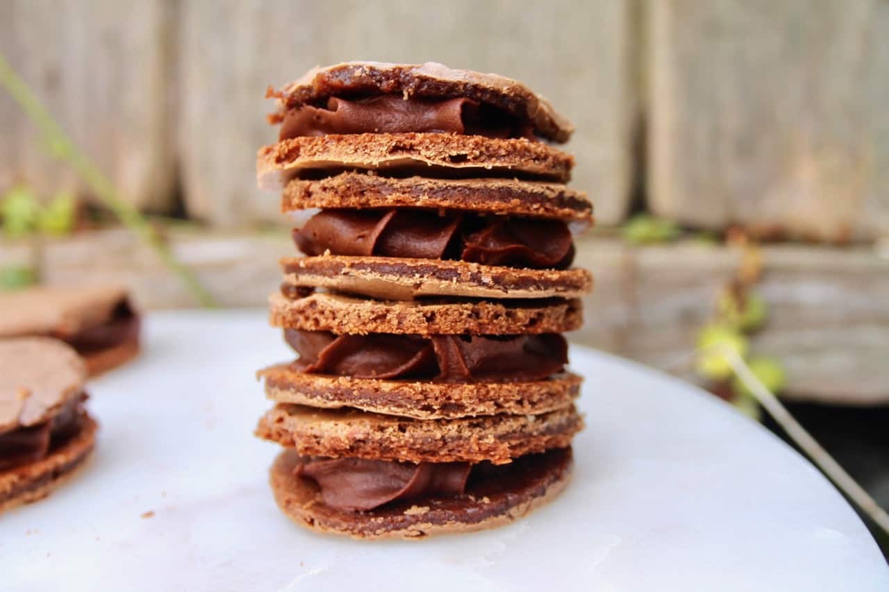 chocolate sandwich cookies for holidays