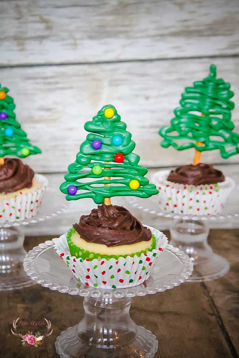 Christmas Tree Cupcakes - Ever After in the Woods