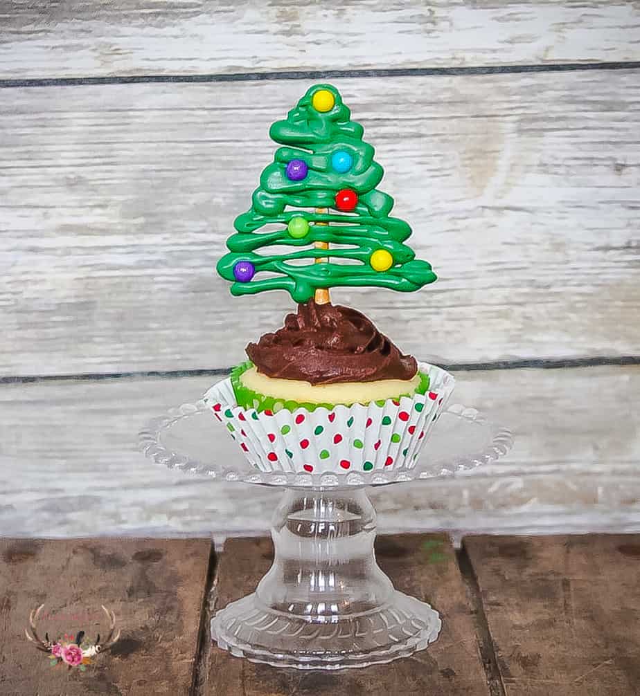 Christmas Tree Cupcakes - Ever After in the Woods