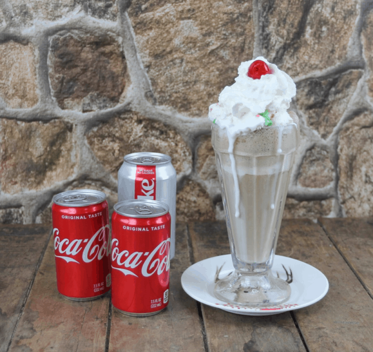 Holiday Drinks- Peppermint Ice Cream Float