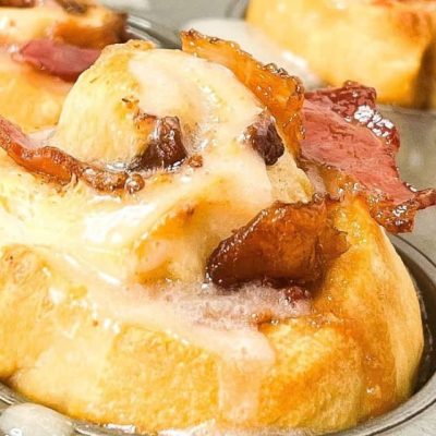 bacon cinnamon rolls