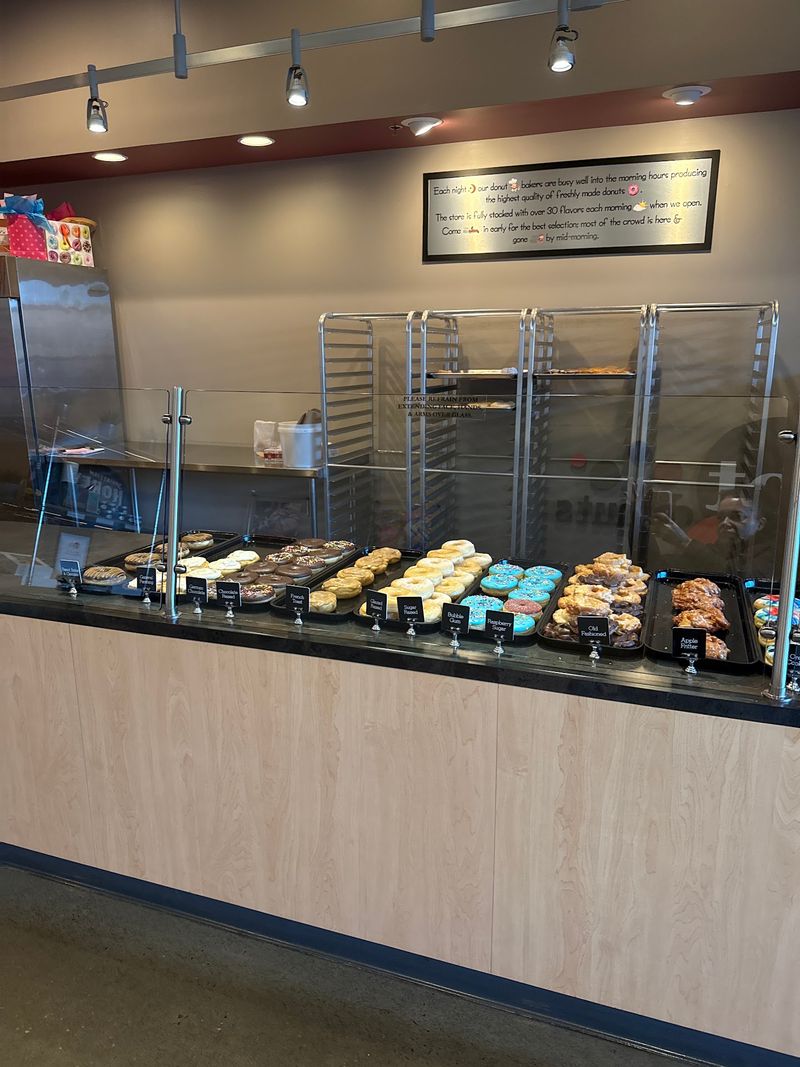 dot donuts