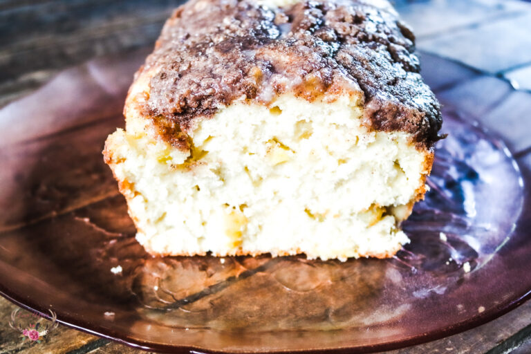 Apple Bread with Crumb Topping