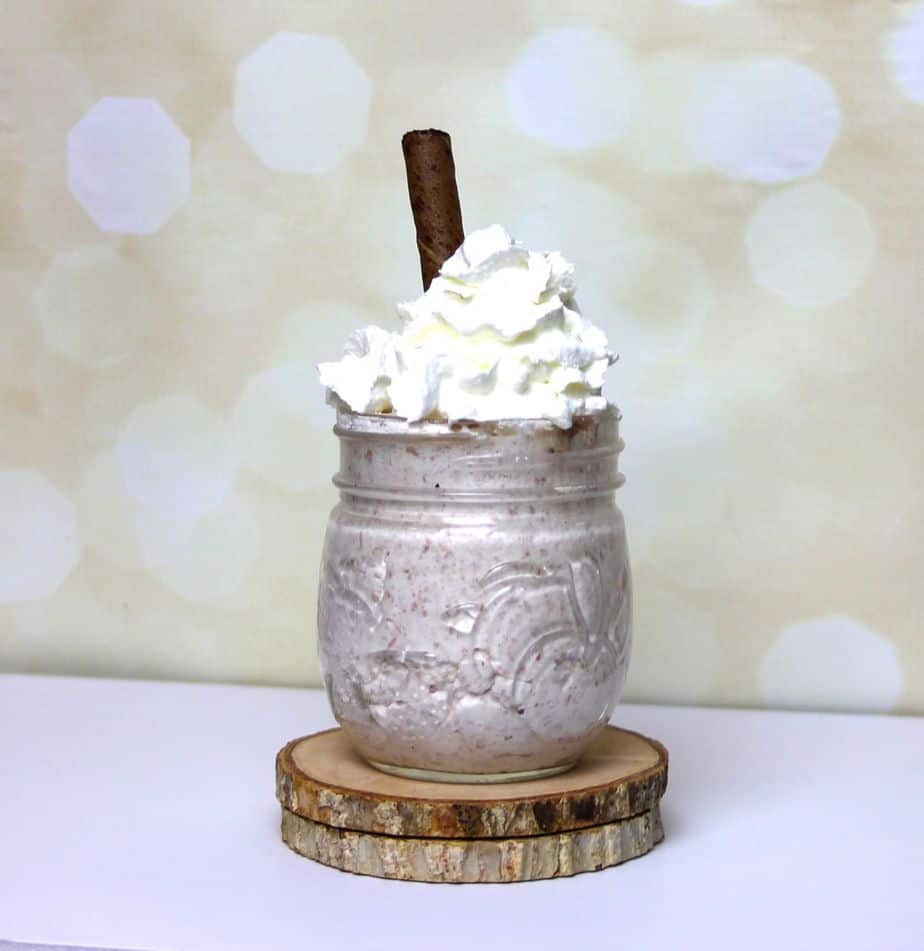 easy to make chocolate mousse with two ingredients