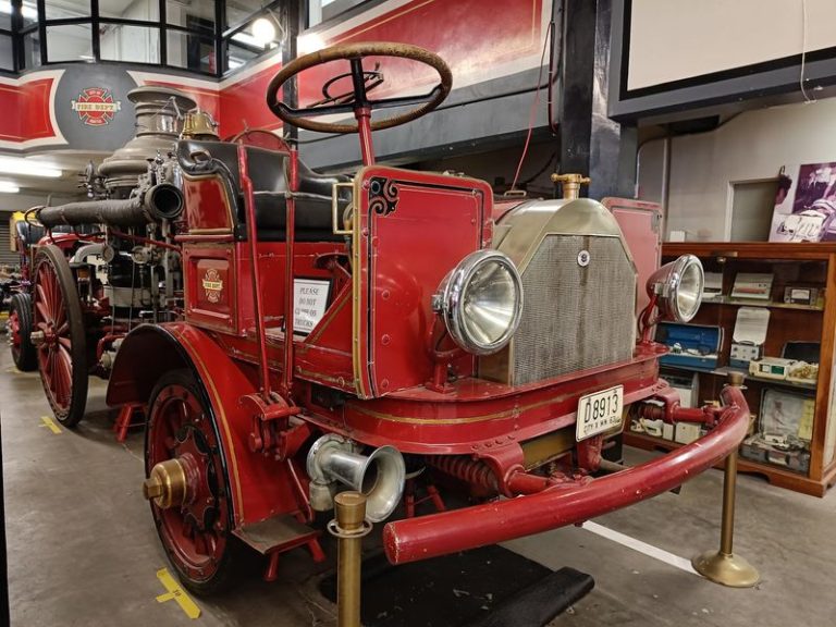 See Vintage Fire Engines At The Last Resort Fire Department Museum In Washington
