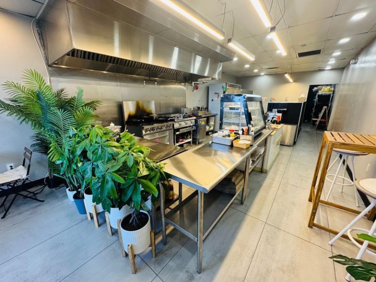 Five-Spice Fried Chicken And Braised Pork Belly Bentos Make This Little Phoenix Taiwanese Kitchen One To Remember