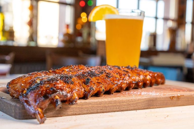You Can Fork Into Tender Baby Back Ribs At These 7 Illinois Rib Joints Worth The Drive