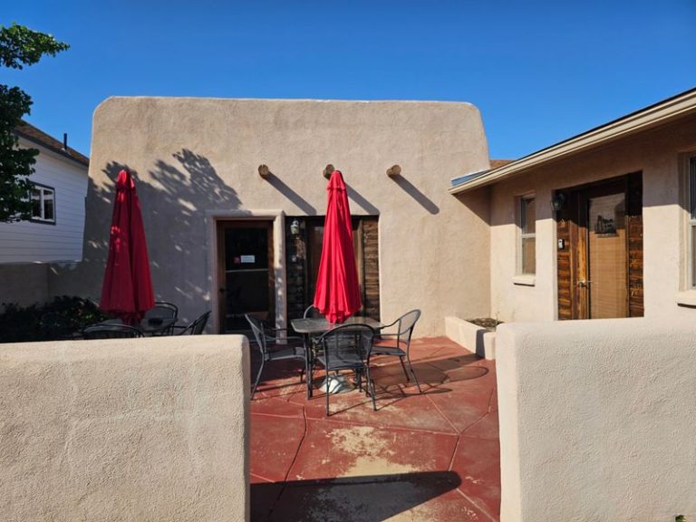 Ever Wondered Why Families Keep Driving To Tombstone, Arizona Just To Walk One Dusty Street?