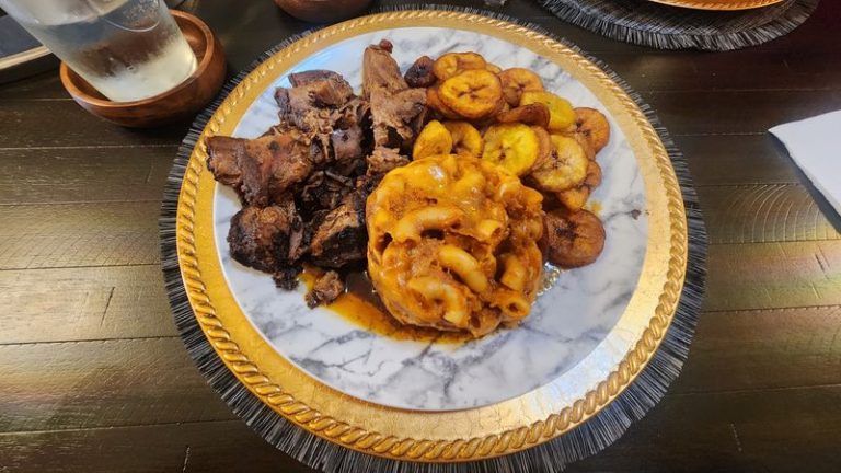 These 7 Illinois Jamaican Kitchens Slow-Cook Their Jerk Chicken Deep With Island Spice