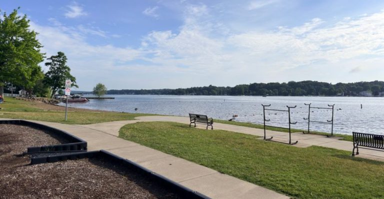 The Best Pennsylvania Lakes For Watching Summer Fireworks Over The Water