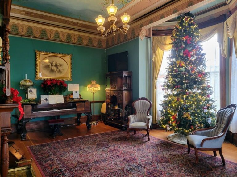 This 1886 Washington Mansion Has Hand-Painted Ceilings, Stained Glass, and a Ghost Hunters Still Chase