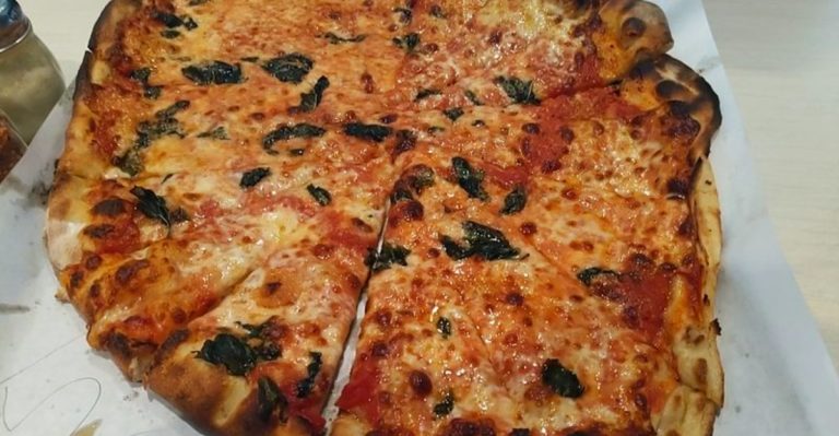 This Connecticut Pizza Style Has A History That Starts Far From Connecticut