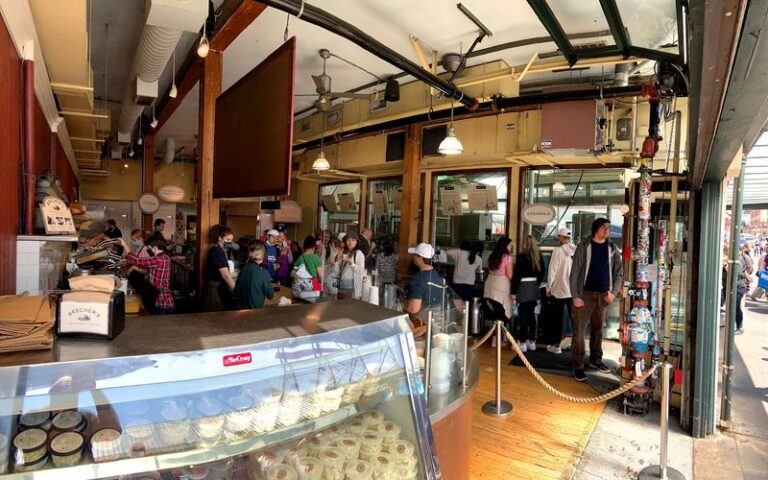 This Washington Cheese Shop Lets You Watch Curds Being Stirred, Then Serves Them In Mac And Cheese