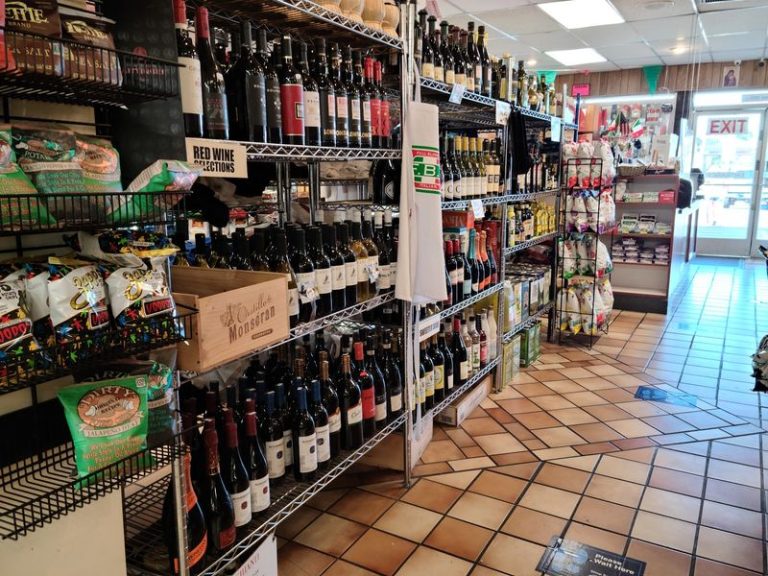 Handmade Ravioli And Old-Country Sauces Anchor This Italian Deli In Arizona