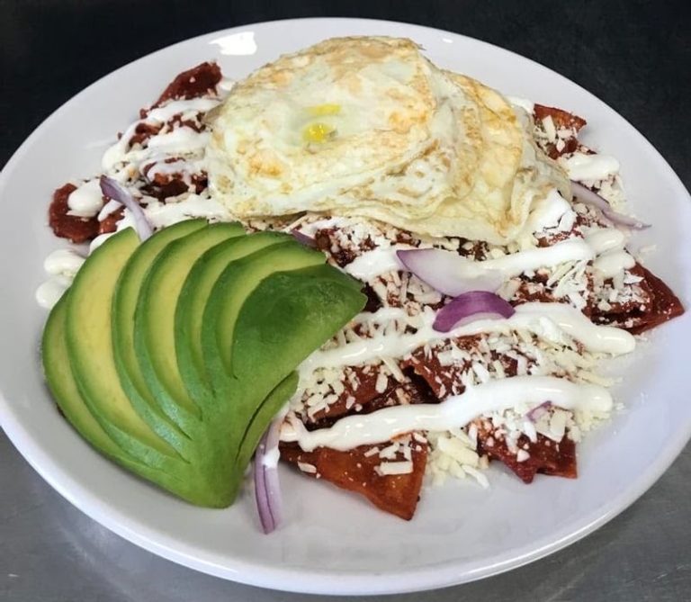 7 Illinois Diners Where The Biscuits And Gravy Come Heaping