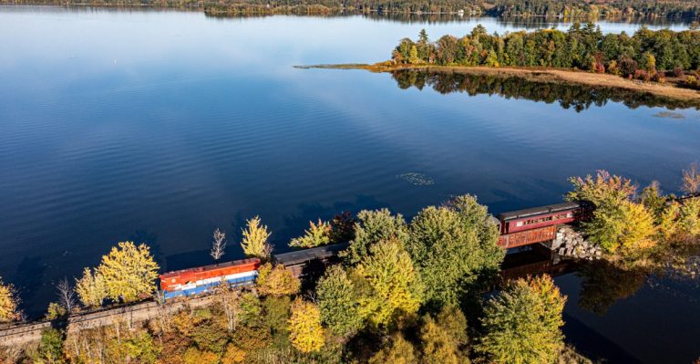 The Historic Maine Train Ride That Shows Off Fall Colors At Their Best