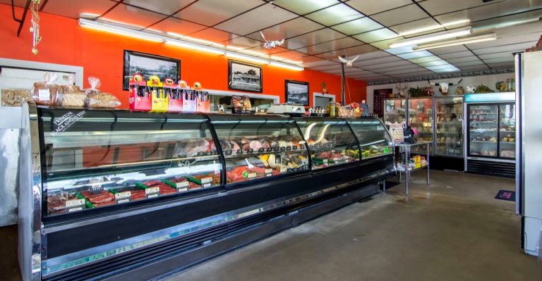 8 Arkansas Meat Markets Where Families Stock Their Freezers Cheaper Than Big Box Stores