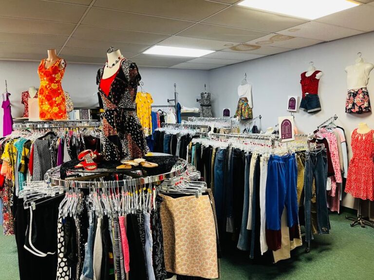 Bargain Hunters Lose Whole Afternoons Digging Through These 10 Under-The-Radar Arizona Thrift Shops