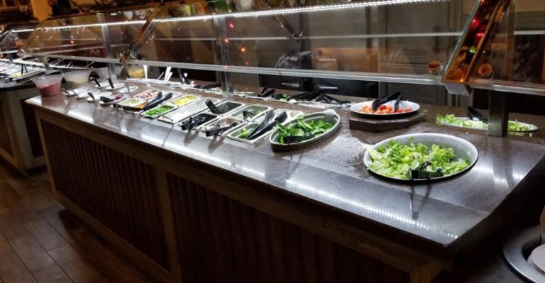 California’s Old-School Buffet Is Bringing Back The Joy Of All-You-Can-Eat Dining