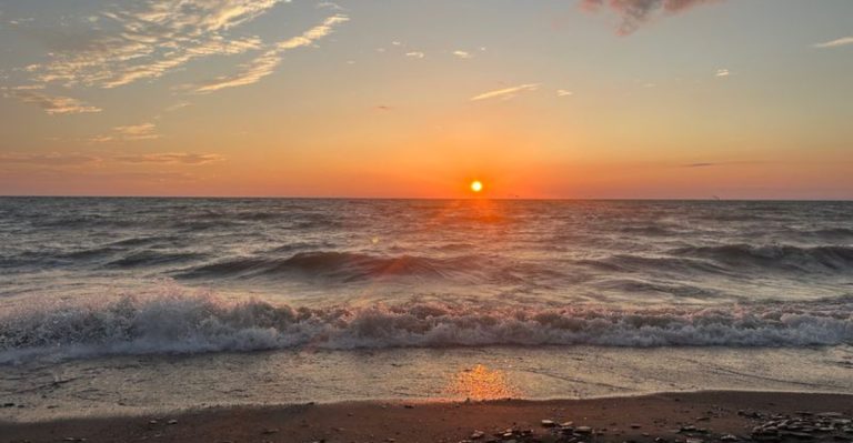 The Pennsylvania Beach Where Beach Glass Is Surprisingly Easy To Find This Year